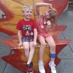 Mckenzie Barker - @kenzielovespurple - Instagram