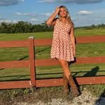 Meagan Barton - @meagann.5 - Instagram
