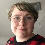 Meghan Vickers - @superfluoussnail - Instagram