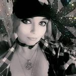 Meagan Kelly Willis - @devilishangel.415 - Instagram