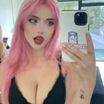 Mechelle Roberts - @zubedaflorine21294 - Instagram