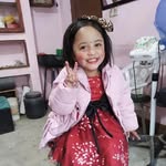 मिरा घिमिरे - @meera_ghimire_khadka - Instagram
