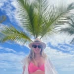 Megan - @meganarnottt - Instagram
