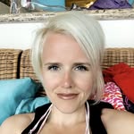 Megan Baumgartner - @meganlilyco - Instagram