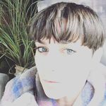 Megan Branson - @queenflowerface - Instagram