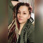 Megan Ferrell - @meggieshell - Instagram