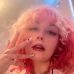 Megan Freer - @meg_and_bacon25 - Instagram