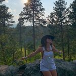 meg - @megan_gressley - Instagram