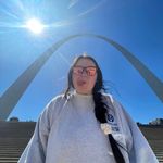 Megan Groth - @meganvgroth - Instagram