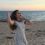 Megan Jester Too Point Oh - @modest__megan - Instagram