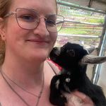 Megan Leake - @megleake - Instagram