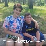 Megan Lemke - @megl1475 - Instagram