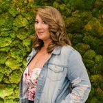 Meghan McCabe - @shear_professional - Instagram