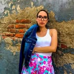 Melly | Graphic Designer - @_melaragon - Instagram