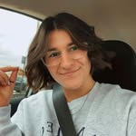 Mel Armstrong - @readallthebooksandcats - Instagram