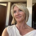 Mel Armstrong - @melarmstrong592 - Instagram