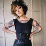 Mel Hartman - @itsmelhart - Instagram