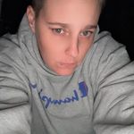 Mel Lloyd - @nike_chick101 - Instagram