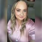 Mel Robertson - @melly_robertson - Instagram