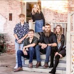 Mel Russell - Facebook
