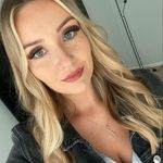 Mel Russell - @melrussell_x - Instagram