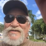 Mel Simon - @mel.simon.927 - Instagram