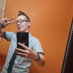 Mel Simpson - @melzksmash - Instagram