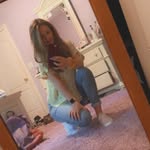 Melissa S - @mel_snider02 - Instagram