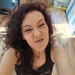 Melanie Steinberg - @mellys_portrait_crochetblanket - Instagram