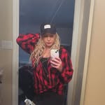 Melissa Stirling - @melissastirling42 - Instagram