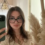 mel - @melissa.traverse - Instagram