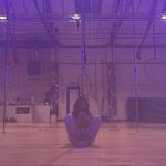 Mel Walton - @flyingmelpole - Instagram