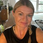 Mel Webb - @melwebbs_ - Instagram