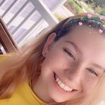 Mel Wells - @melwells1234 - Instagram