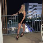 Mel Wells - @meljadewells - Instagram