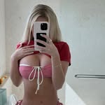 @melania.adelynn - Instagram