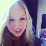 Melanie De Backer - @melaniedebacker - Instagram