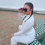 Mélanie De Backer - @melanie.debacker.90 - Instagram