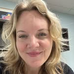 Melanie Barry - @mellyb777 - Instagram