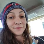 Melanie Beale - @melanie.beale.180 - Instagram