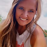 Melanie Bettis - @melaniebettis23 - Instagram