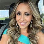 Melanie Borges Pacheco - @mellie1019 - Instagram