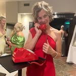 Melanie Bryson - @livewell_dreamwell - Instagram