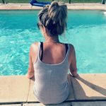 Mélanie Bucher - @melaniie_bucher - Instagram