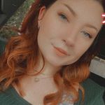 Melanie Burns • Ten/10 Salon - @born_to_dye - Instagram