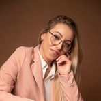 Melanie Christopher - Facebook
