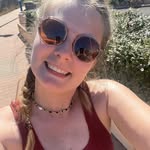 Melanie Colson - @melou244 - Instagram