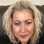 Melanie Conroy - @monstera_maddness - Instagram