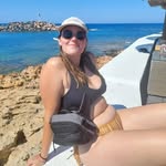 Mel Davey | Adventure Guide & Yoga Facilitator - @melaniedavey_ - Instagram