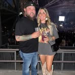 Melanie Decker - Facebook